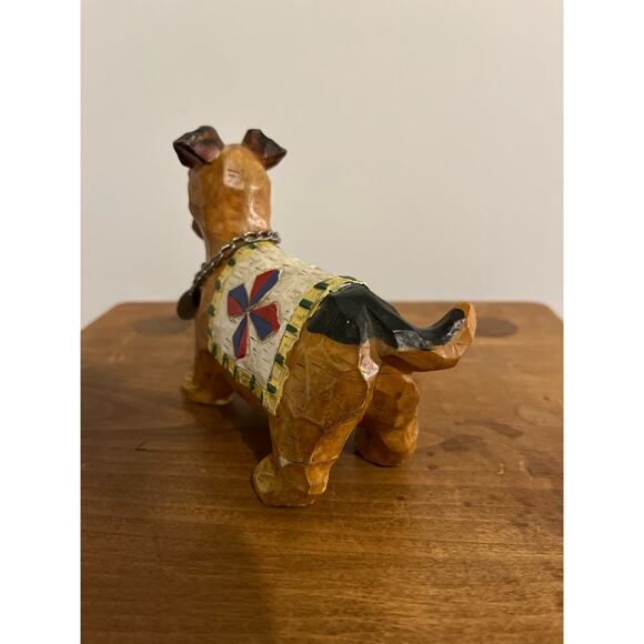 Schnauzer Dog Figurine Vintage
5 3/4 x 4 1/2”with Chain and Blanket - Picture 4 of 5